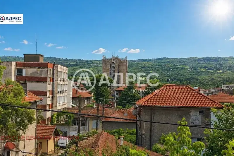 House floor with 4 rooms and large terrace in Gorna Oryahovitsa