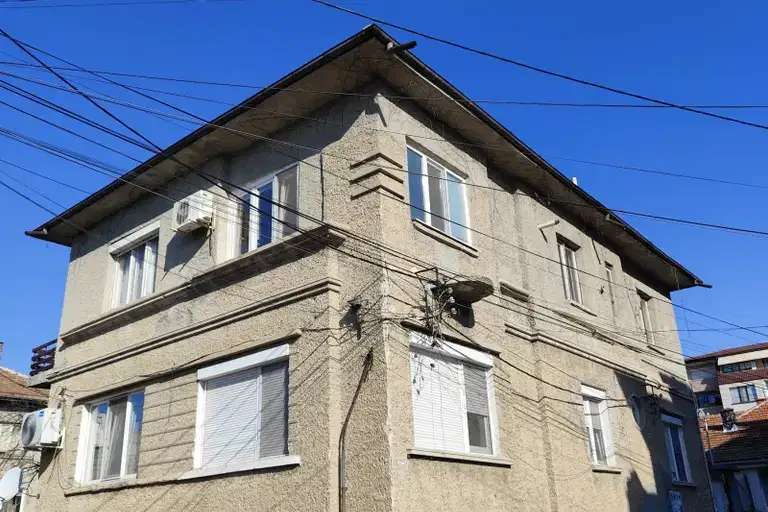 Floor of House in Oblast Veliko Tyrnovo, Gorna Oryahovica