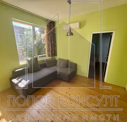 Photo 3 — Floor of a house with 4 rooms in Center, Plovdiv with yard