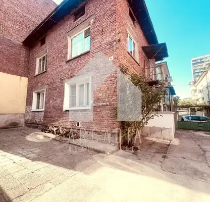 Photo 2 — First floor 2-room in Karshiyaka with yard and garages