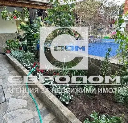 Снимка 3 — Етаж от къща с 3 стаи в с. Лясково, област Стара Загора