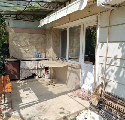 Photo 2 — Independent floor with 4 rooms in a villa area of Starozagorski bani