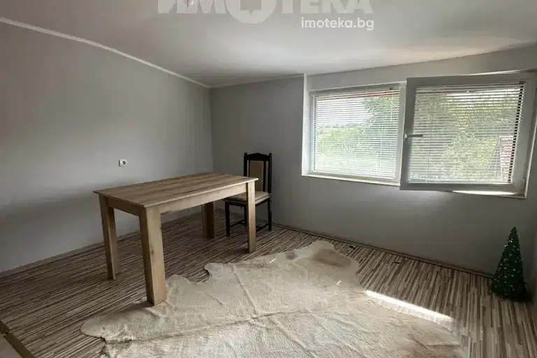 Floor of House in Voluyak
