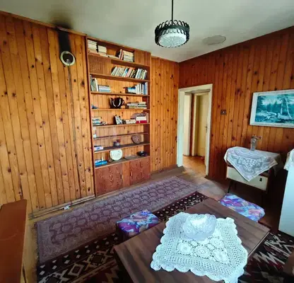 Photo 4 — Independent 3-room floor of a house in the center of Samokov