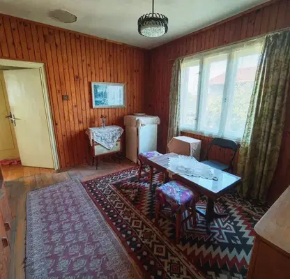 Photo 5 — Independent 3-room floor of a house in the center of Samokov