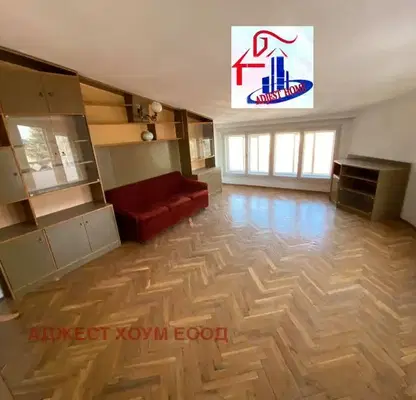 Снимка 3 — Тристаен апартамент 103 кв.м в Център, Шумен с тераса