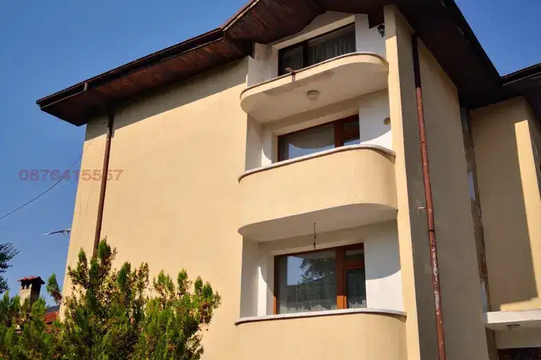 Floor of a house with 3 rooms in Gorno Raykovo, Smolyan
