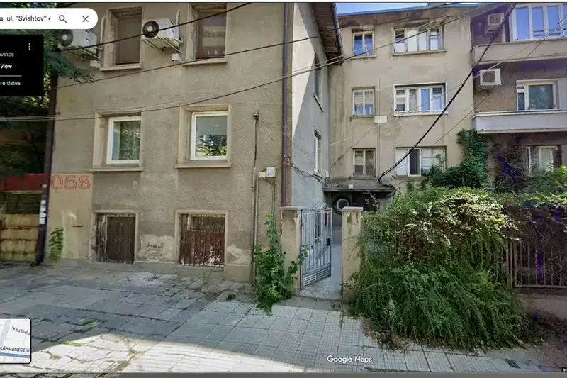 Floor of House in Sofia, Banishora