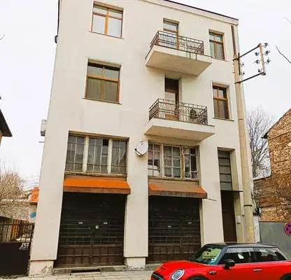 Photo 2 — Floor of a house with 5 rooms in Center, Sofia, Tsar Samuil St