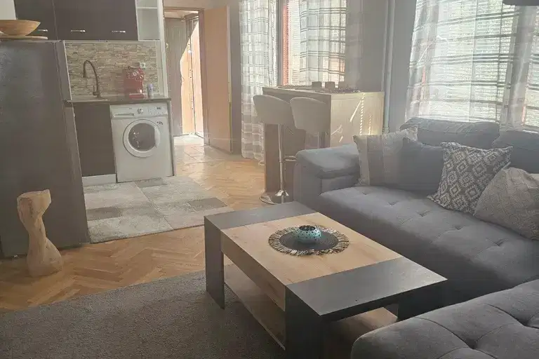 House floor with 2 rooms in Geo Milev, Sofia with terrace