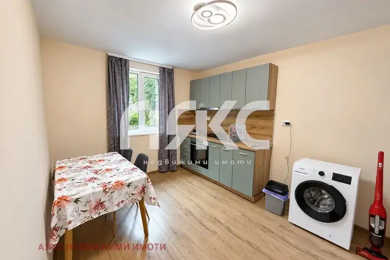 Floor of a house with 2 rooms in the Karpuzitsa district, Sofia