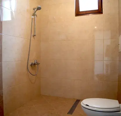 Photo 4 — Floor of House in Sofia, Simeonovo