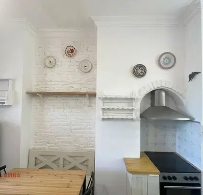 Photo 3 — 3-room apartment in Greek Quarter with authentic character