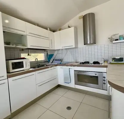 Photo 3 — Floor of House in Varna, Akchelar