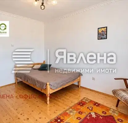 Photo 3 — Floor of House in Varna, Vinica