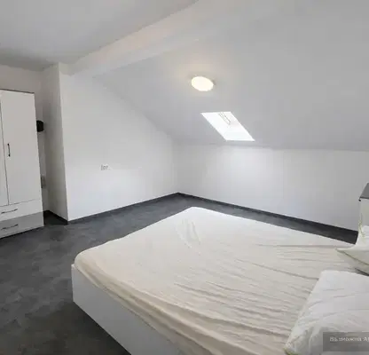 Photo 5 — Floor of House in Varna, Vinica