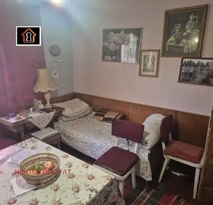 Снимка 2 — Етаж от къща с 4 стаи в град Враца, Подбалканска