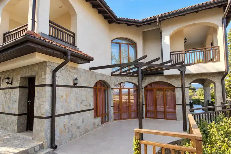House with 3 bedrooms and pool in Vineyards complex, Aheloy