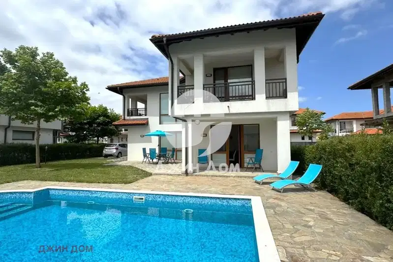 House in Burgas, Aheloi