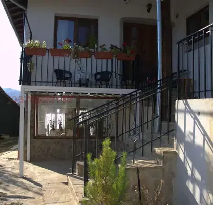 Photo 4 — House in Lovech, Aprilci
