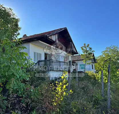 Photo 2 — House in Plovdiv, Asenovgrad
