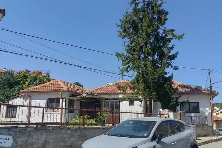 5-room house in Balchik, Dobrich region, with yard