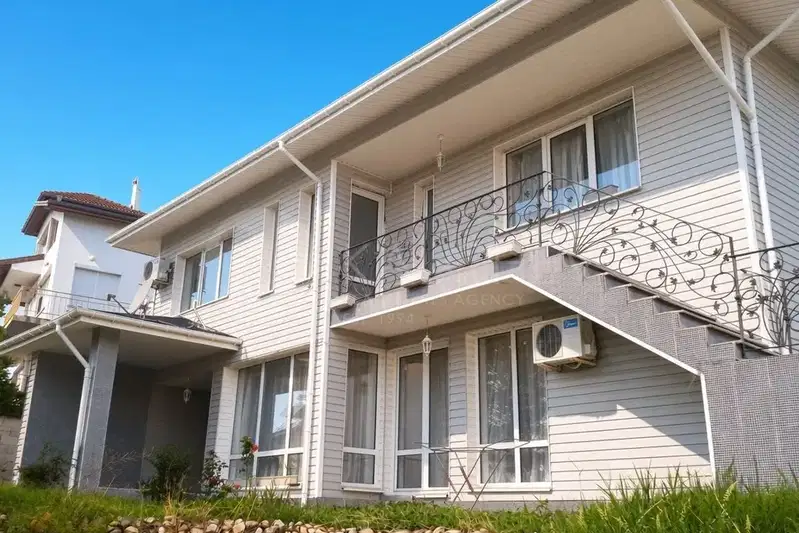House in Dobrich, Balchik