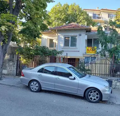 Photo 2 — Two-storey house with yard in the centre of Balchik