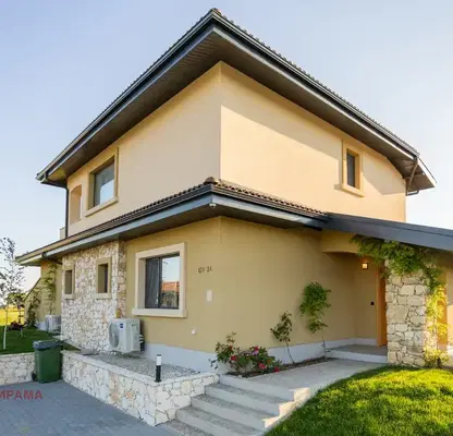 Photo 3 — House in Dobrich, Balchik