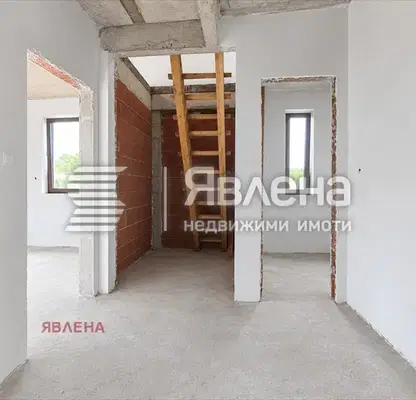 Photo 5 — Detached house with 2 bedrooms and large veranda in Bozhurishte