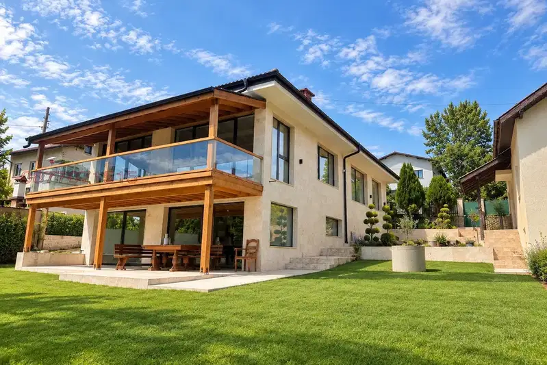 Spacious house with two residences and large yard in Pozharevo