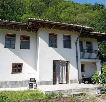 Photo 2 — House in Pernik, Breznik