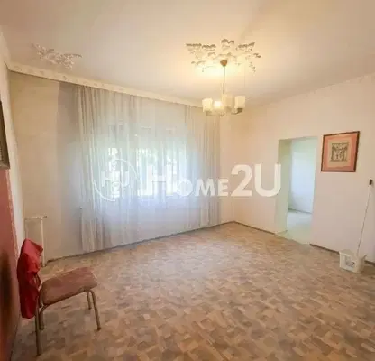 Снимка 4 — Едноетажна къща с 5 стаи в кв. Мина, Бургас, с двор