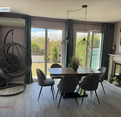 Снимка 2 — Двуетажна къща с 2 спални в Сарафово, Victoria Residence