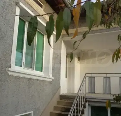 Photo 3 — Two-storey house with large yard in Byala, Ruse region