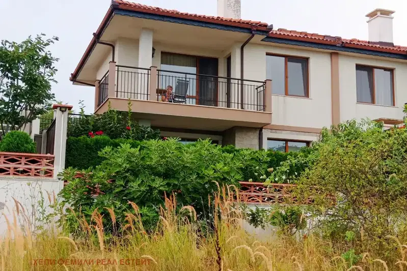 House in Varna, Byala