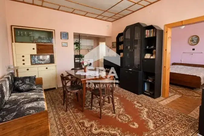 House in Veliko Tyrnovo, Byala Cherkva