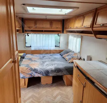 Photo 2 — Stationary caravan with 2 rooms in Tsarevo, veranda with kitchenette