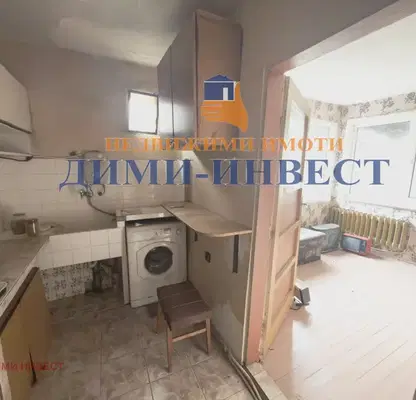 Photo 4 — House in Dobrich, Centyr