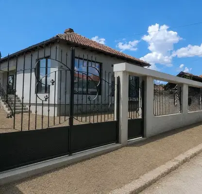 Photo 4 — House in Varna, Dylgopol