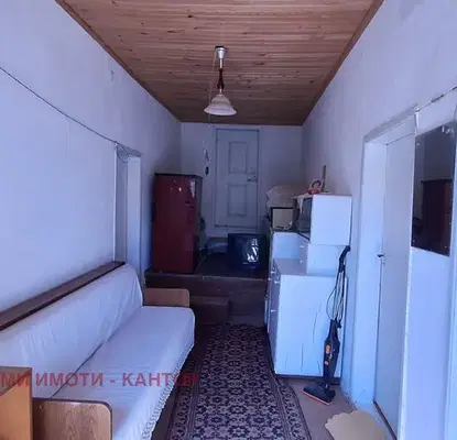 Photo 3 — House with 3 dka yard in Rukhovtsi village, Veliko Tarnovo region