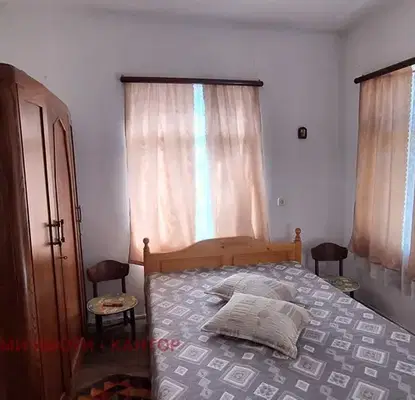 Photo 5 — House with 3 dka yard in Rukhovtsi village, Veliko Tarnovo region