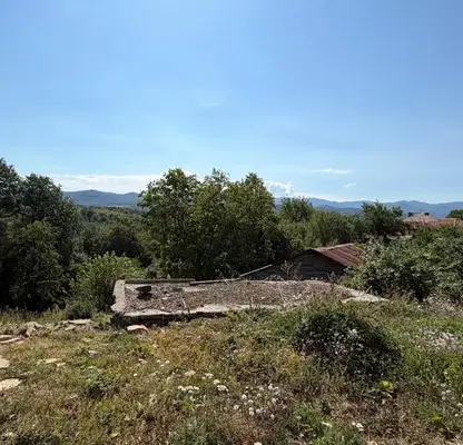 Снимка 5 — Къща с 2 етажа и гараж в кв. Пройновци, Габрово