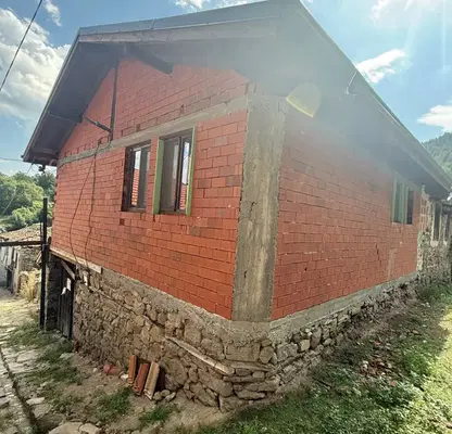 Photo 2 — House with 2 bedrooms and barbecue in Teshevo village, Blagoevgrad region