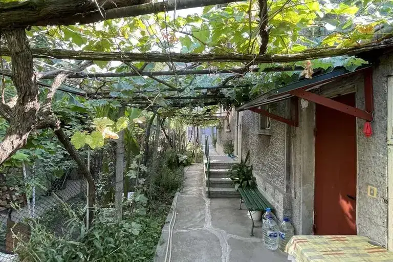 Two-storey house with 3 bedrooms in Shirok Tsentar, Gorna Oryahovitsa