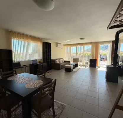 Photo 5 — One-story house with 4 bedrooms in Kableshkovo with yard