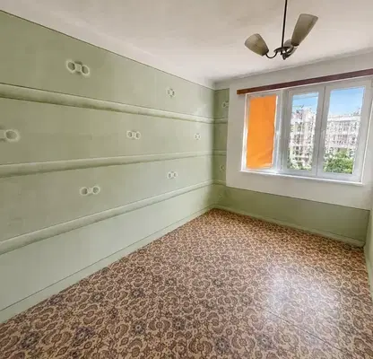 Photo 3 — 5-room house with yard in Kazanlak near Rozarium Park