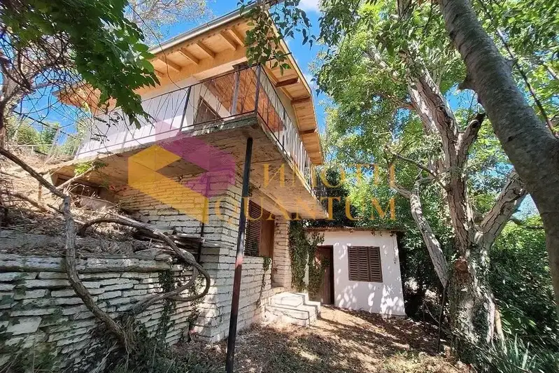 House in Zlatni Pyasyci