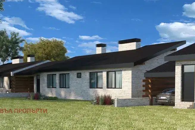 Detached house with 4 bedrooms in Kostinbrod with carport
