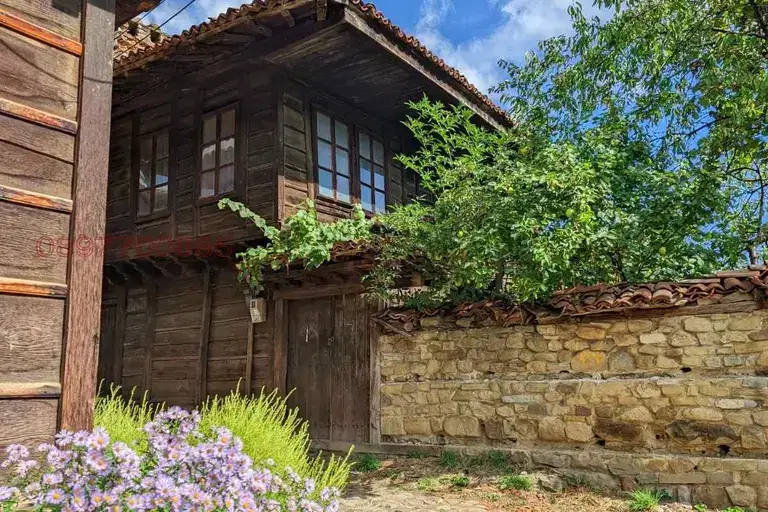 House in Sliven, Kotel